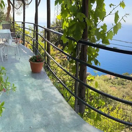 Casa Luisa & Milu , Coastal Retreats In Furore! Furore
