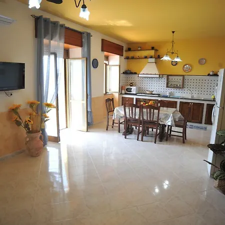 Apartment Casa Luisa & Milu , Coastal Retreats In Furore! Furore
